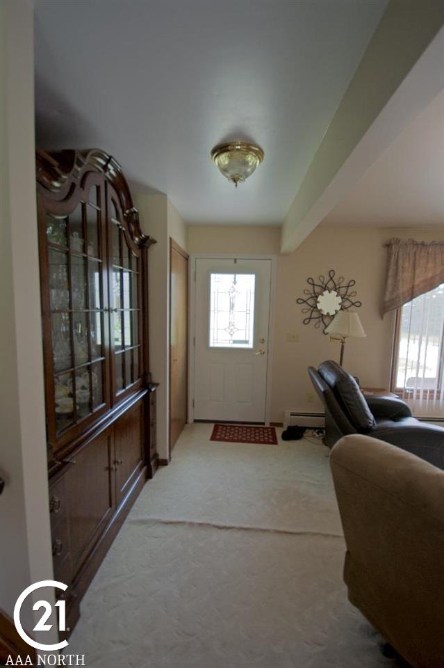 75395 Omo Road Armada, MI 48005 - Photo 5 of 42 Entrance