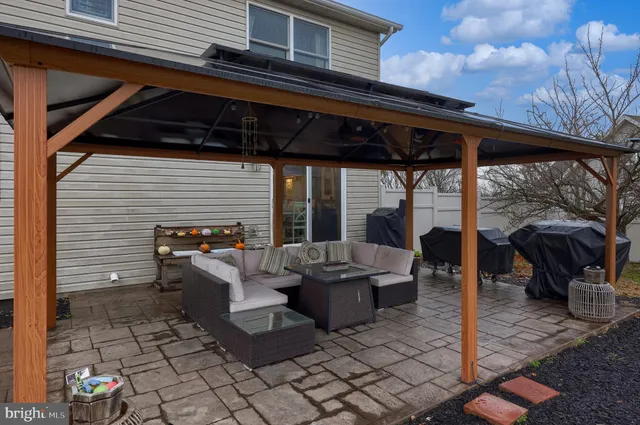 $349,999 | 115 Abbey Drive, Mount Wolf, PA 17347