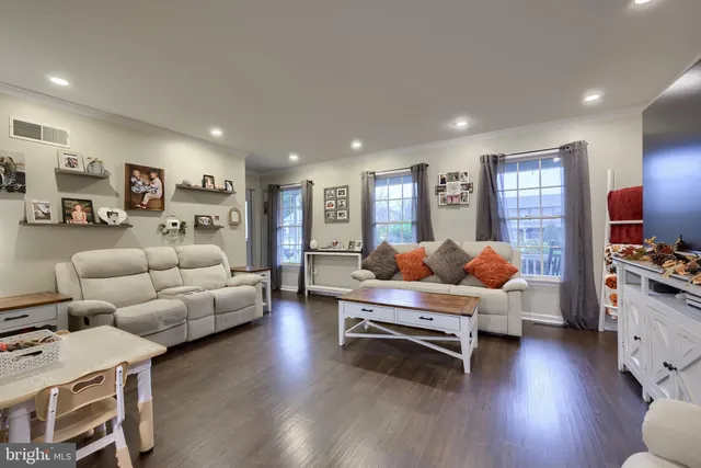 $349,999 | 115 Abbey Drive, Mount Wolf, PA 17347