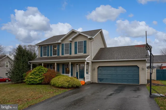 $349,999 | 115 Abbey Drive, Mount Wolf, PA 17347