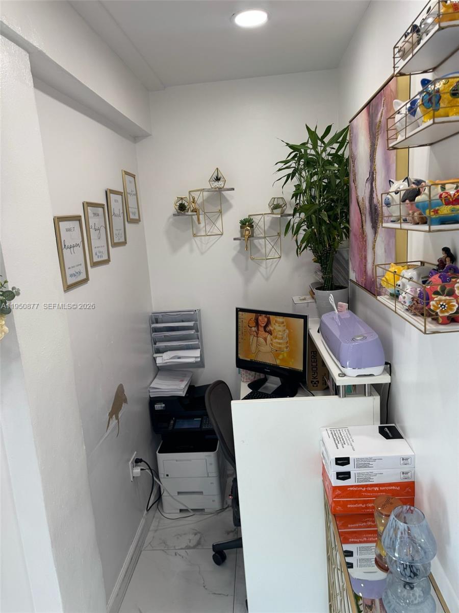 3480 East 9th Court Hialeah, FL 33013 - Photo 27 of 40