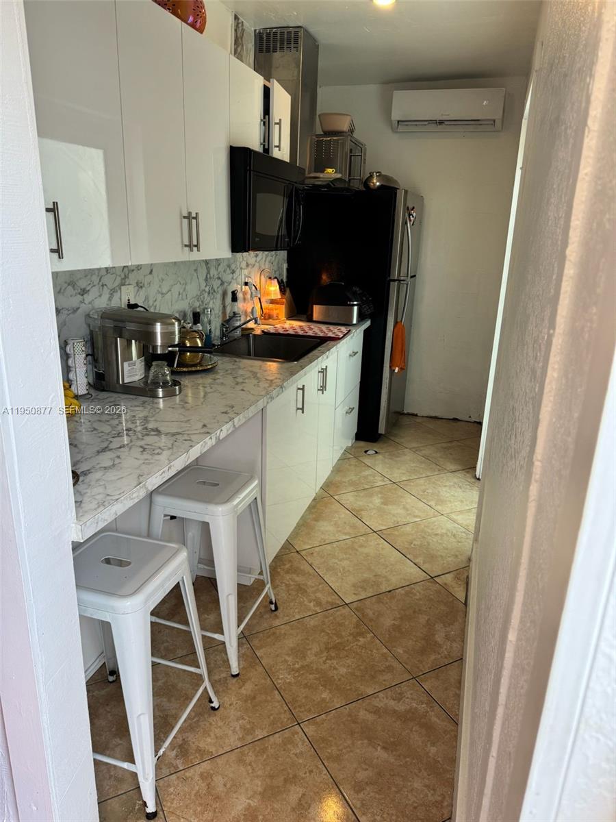 3480 East 9th Court Hialeah, FL 33013 - Photo 34 of 40