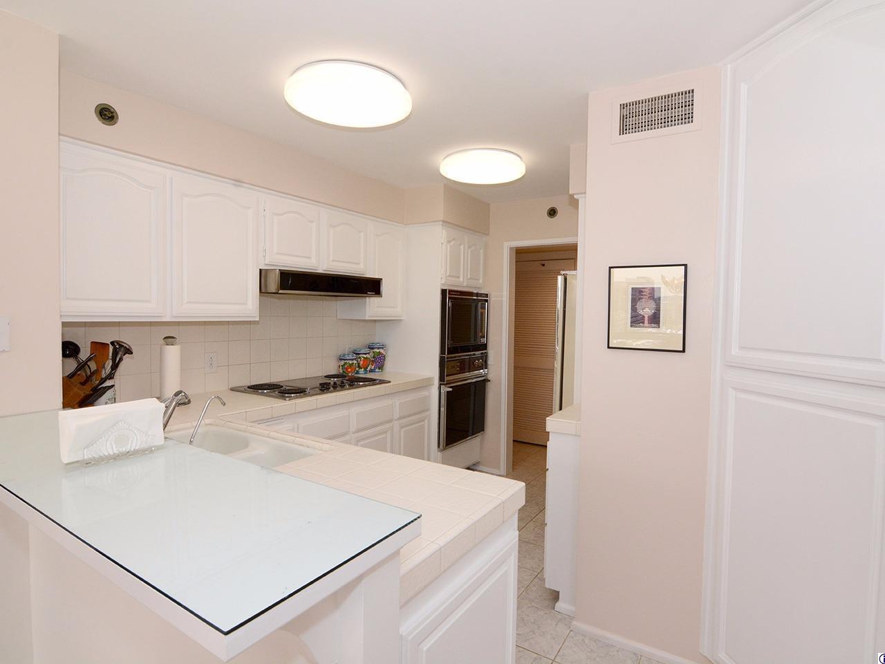 222 Monterey Road, Unit 503 Glendale, CA 91206 - Photo 16 of 37 Gallery Image 16