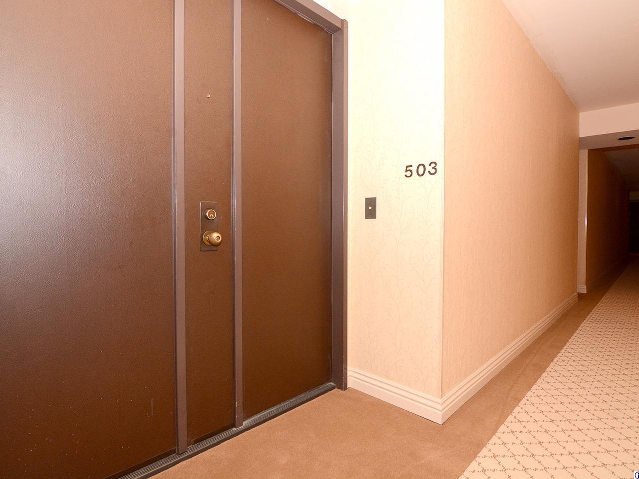 222 Monterey Road, Unit 503 Glendale, CA 91206 - Photo 6 of 37 Gallery Image 6
