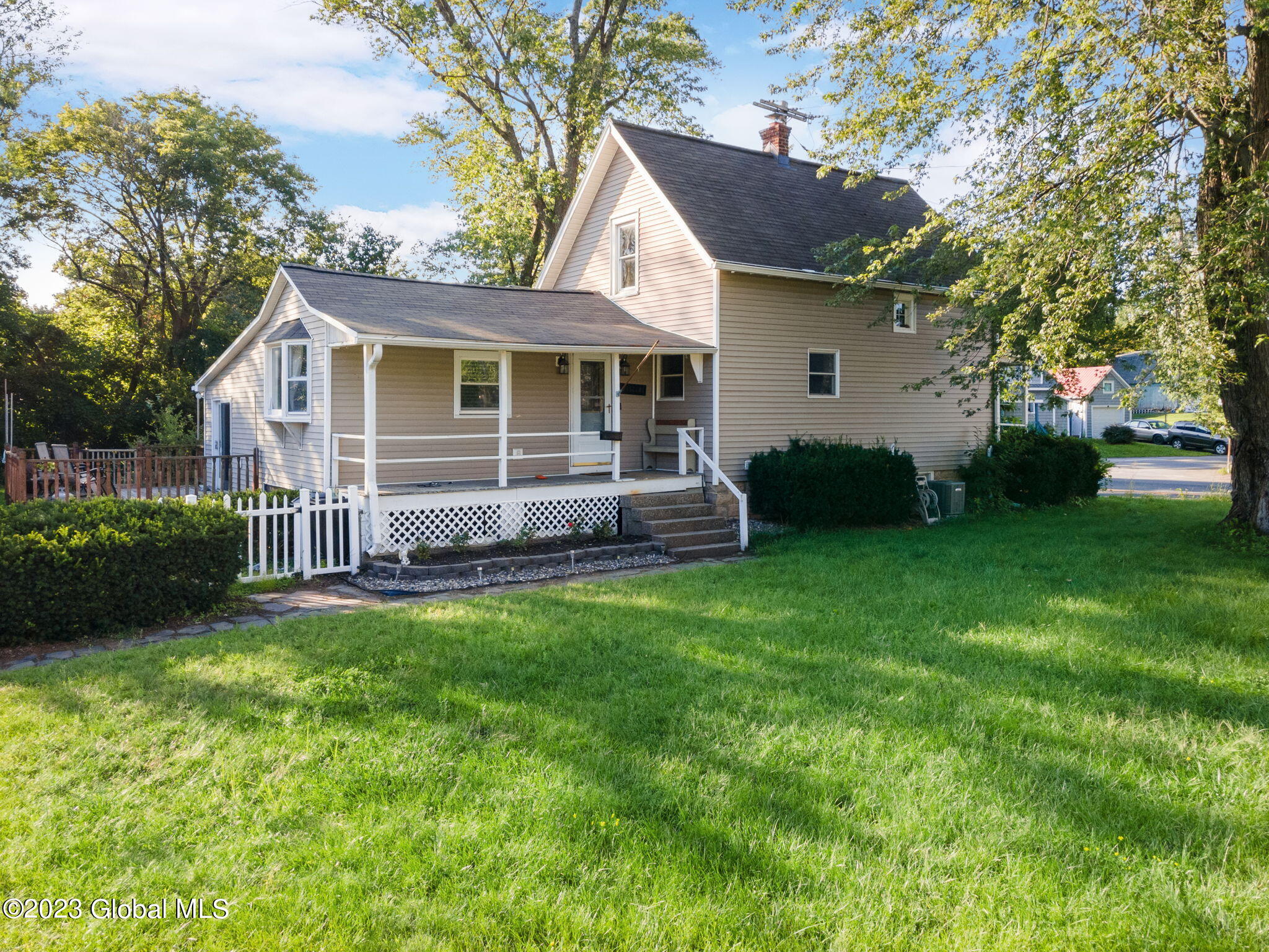 2430 Consaul Road Schenectady, NY 12304 - Photo 1 of 40 1-web-or-mls-2430ConsaulRd_01