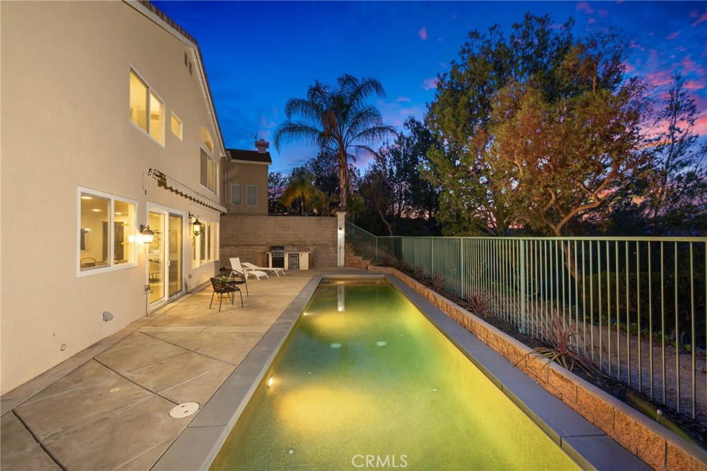 8781 East Banner Ridge Drive Anaheim, CA 92808 - Photo 33 of 43