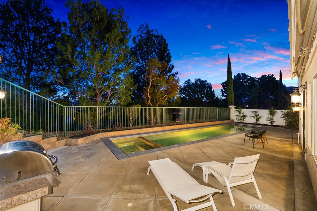 8781 East Banner Ridge Drive Anaheim, CA 92808 - Photo 34 of 43