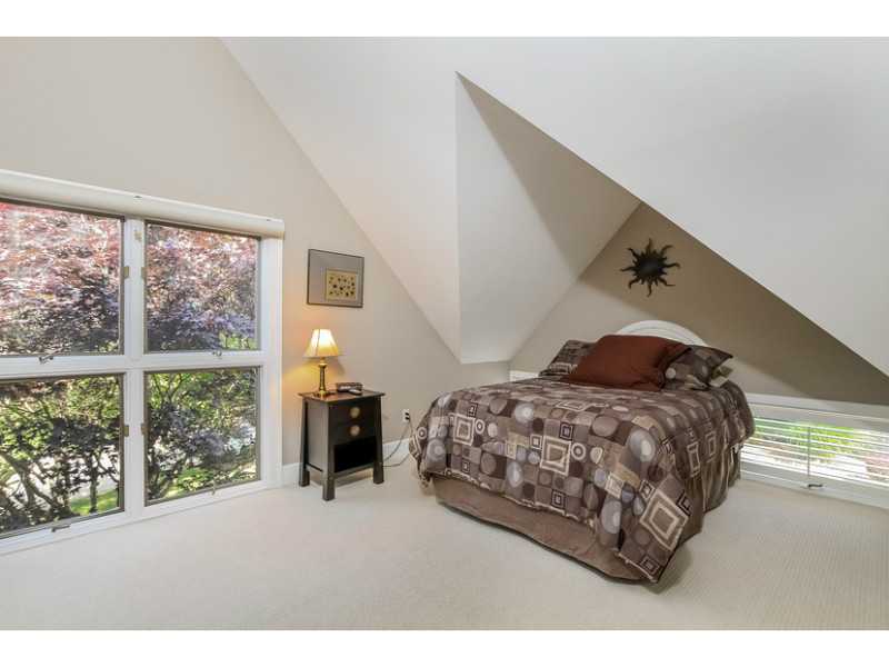 21 Littlebrook Road Westerly, RI 02891 - Photo 16 of 24 Bedroom.