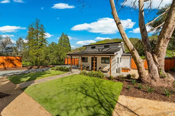 $969,000 | 2192 First Avenue, Napa, CA 94558