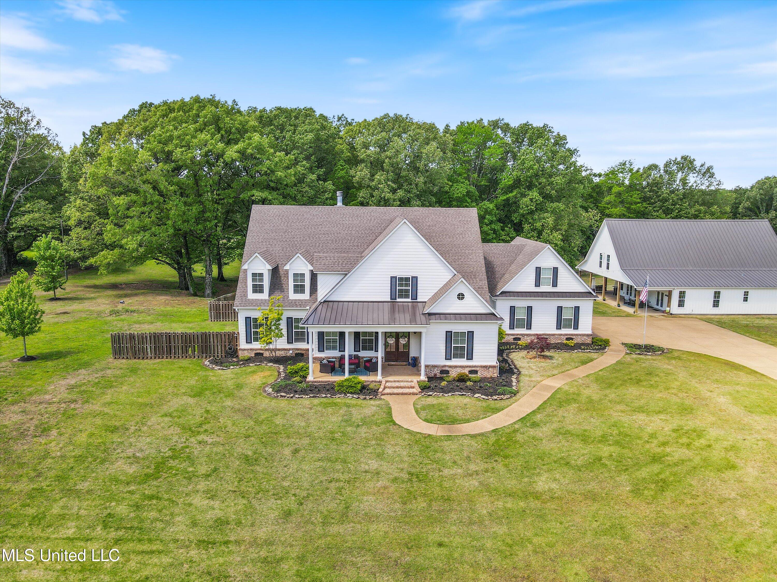 3787 Fogg Road South Hernando, MS 38632 - Photo 1 of 42 48-DJI_0008