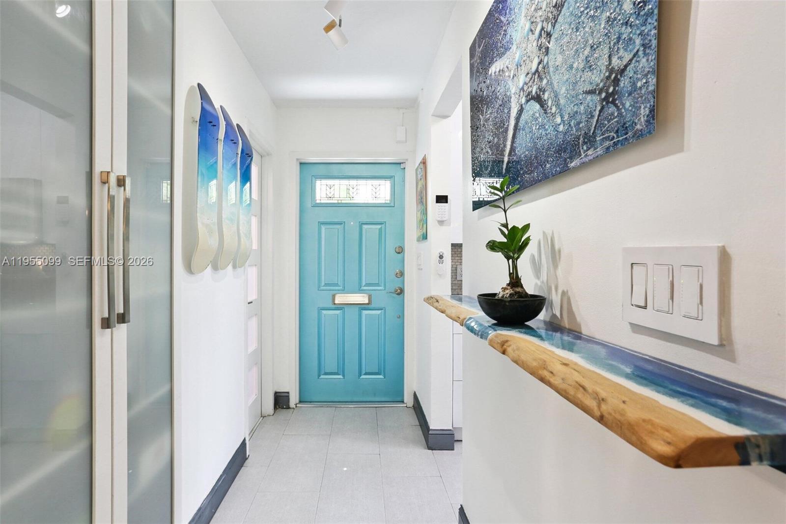 2593 Trapp Avenue, Unit 3 Miami, FL 33133 - Photo 3 of 32