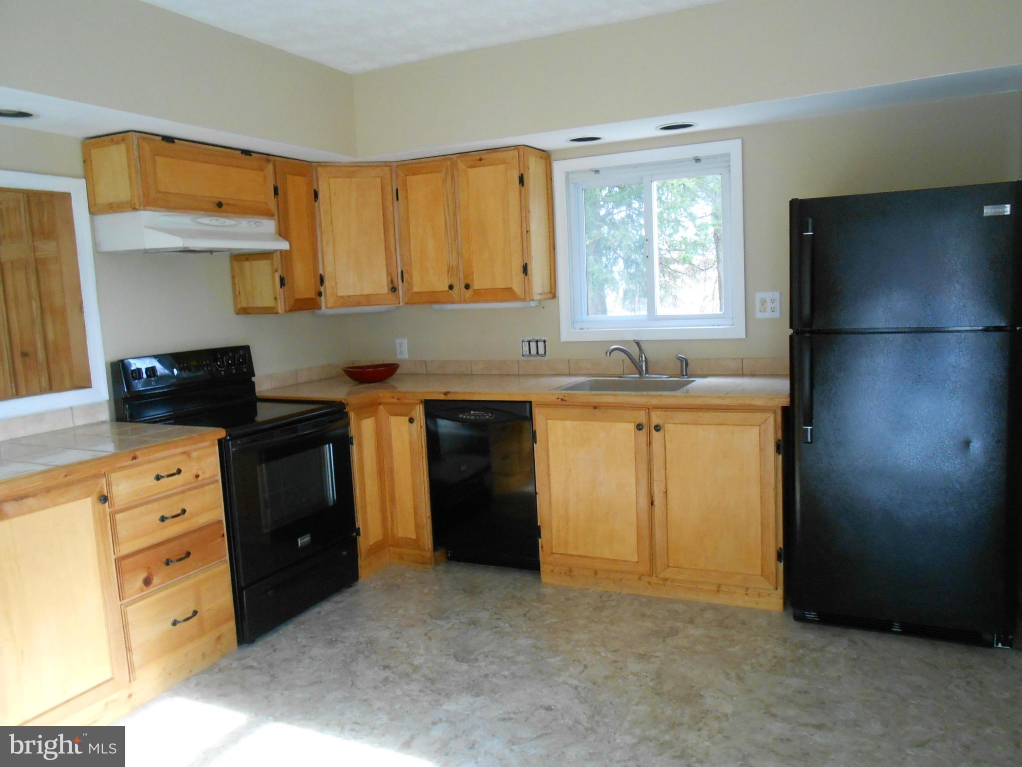 3168 Rocks Chrome Hill Road Jarrettsville, MD 21084 - Photo 7 of 17 Kitchen