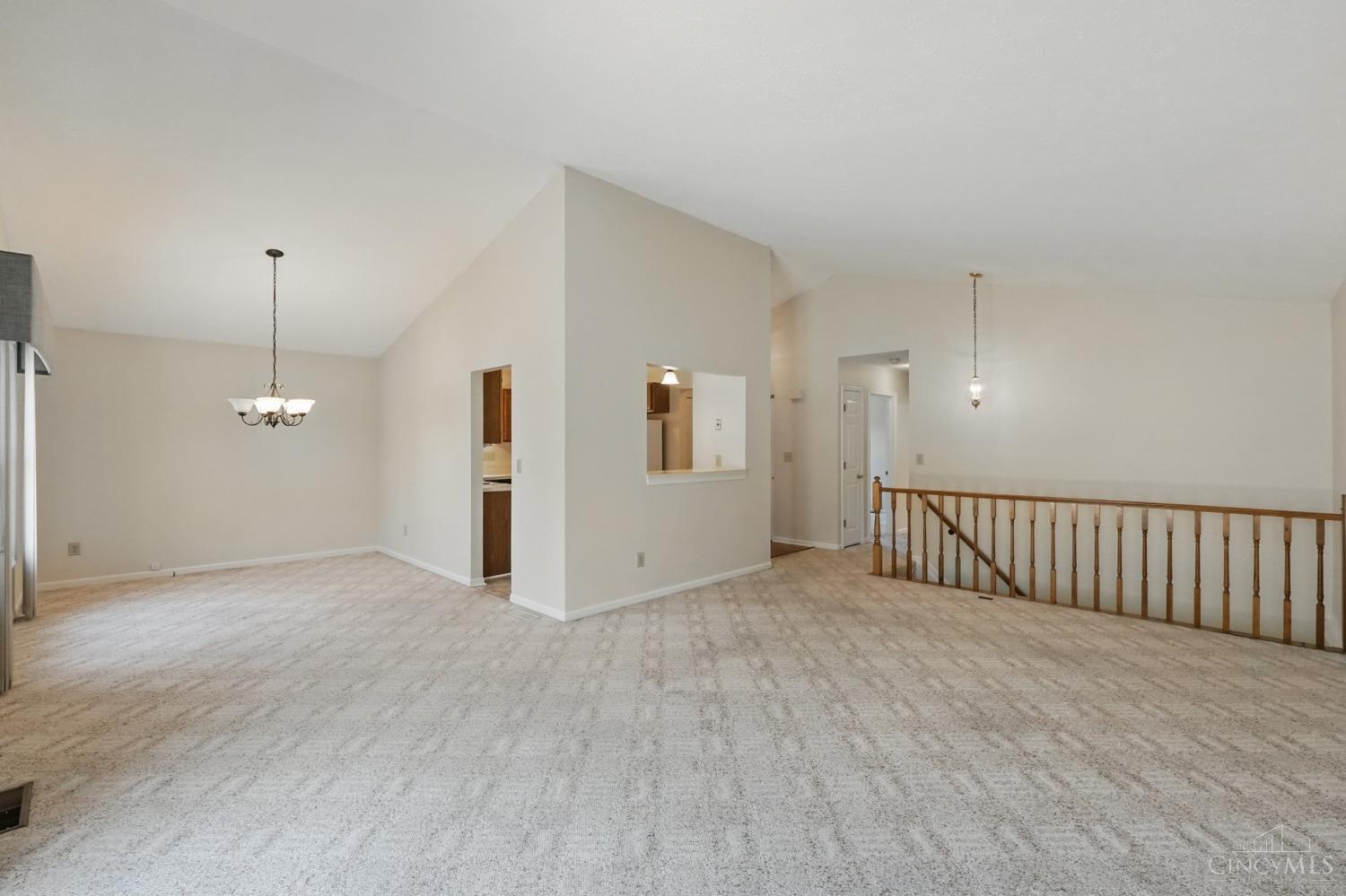 1309 Ebenezer Road Cincinnati, OH 45233 - Photo 2 of 34