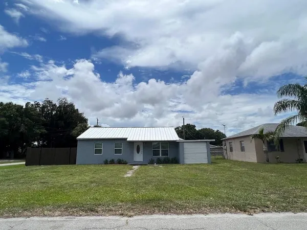 $3,997 | 1810 Elizabeth Street, Melbourne, FL 32901