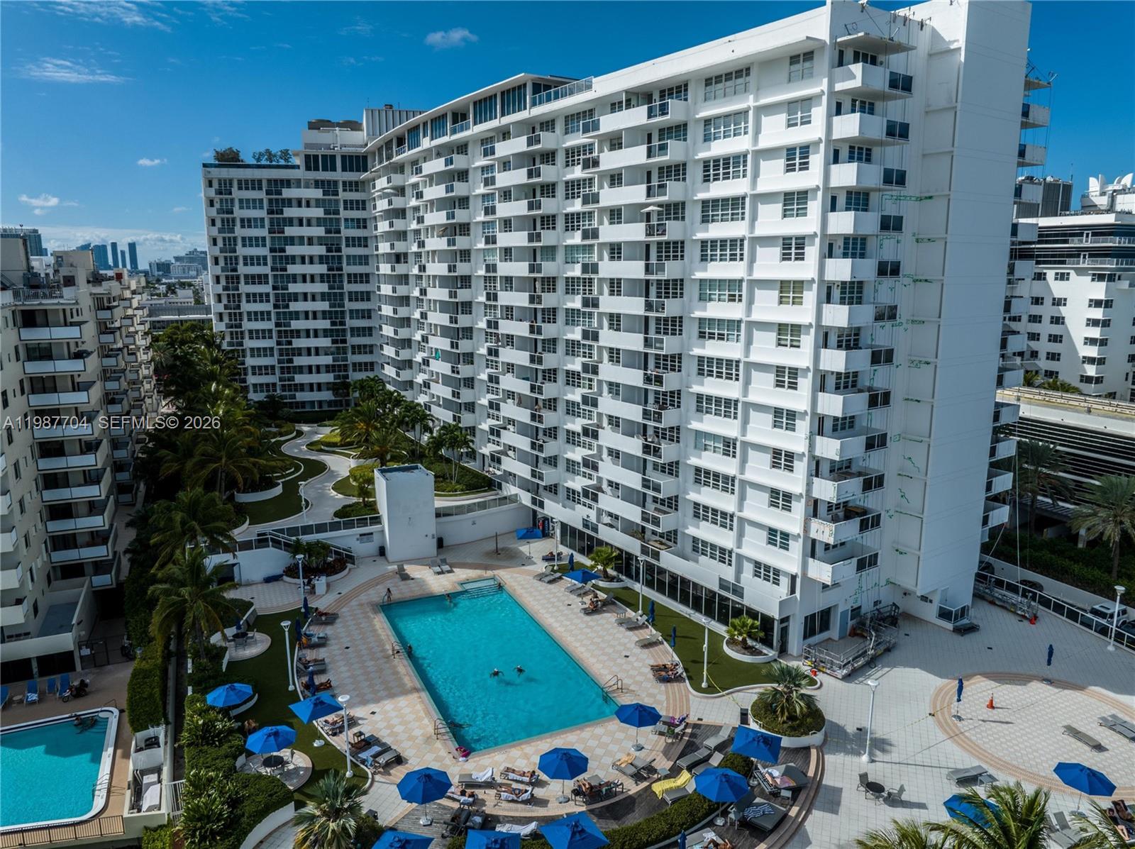 100 Lincoln Road, Unit 901 Miami Beach, FL 33139 - Photo 17 of 20