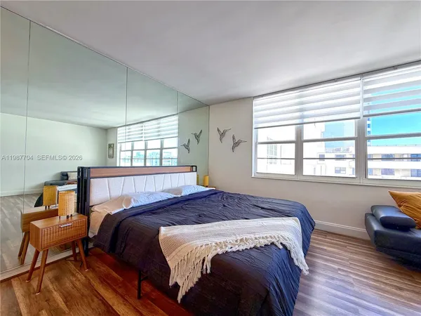 $2,400 | 100 Lincoln Road, Unit 901, Miami Beach, FL 33139