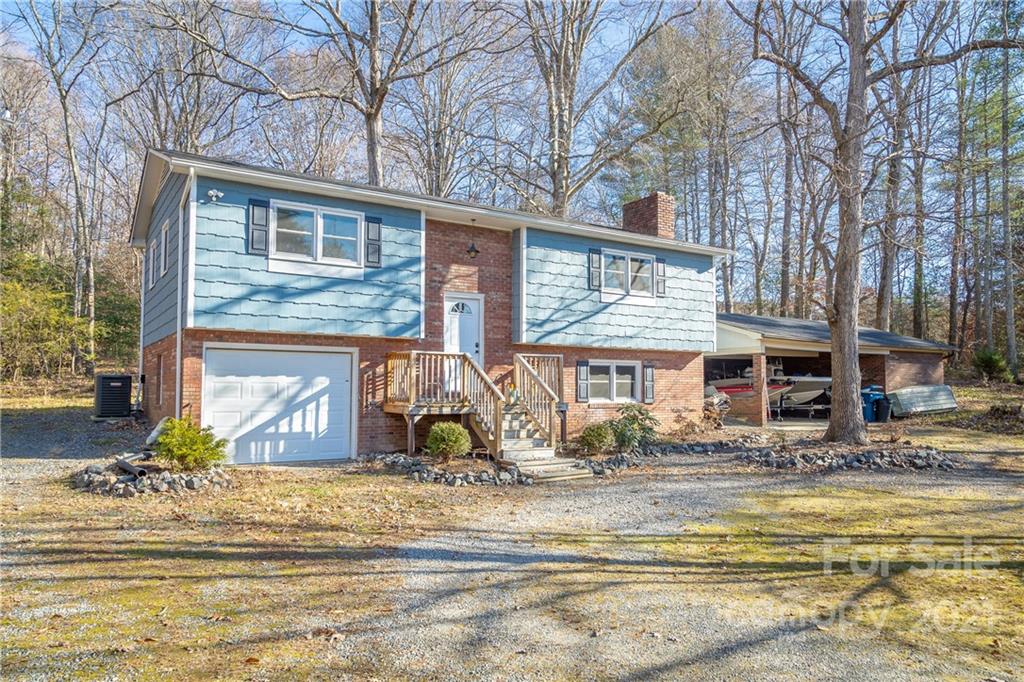 1998 Goodman Lake Road Morganton, NC 28655 - Photo 1 of 17 Gallery Image 1