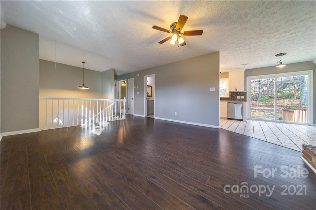1998 Goodman Lake Road Morganton, NC 28655 - Photo 5 of 17 Gallery Image 5