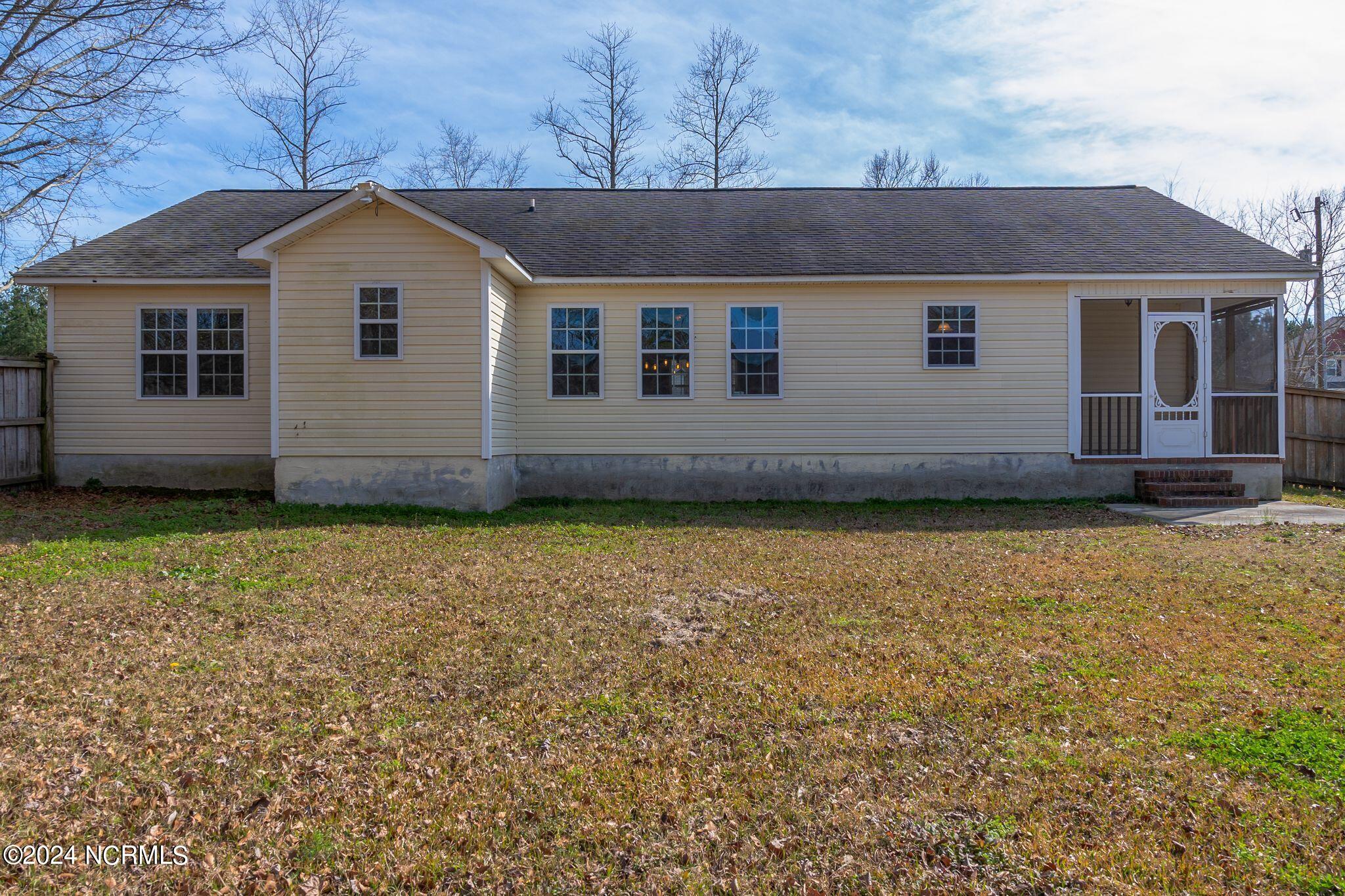 180 Baysden Road Chinquapin, NC 28521 - Photo 32 of 34 180 Baysden -34