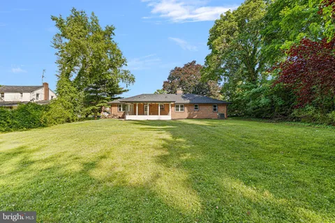 $420,000 | 208 Mendell Place, New Castle, DE 19720