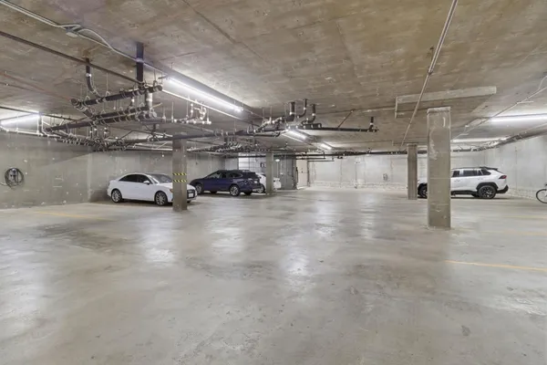 $948,000 | 107 El Camino Real, Unit 302, Burlingame, CA 94010