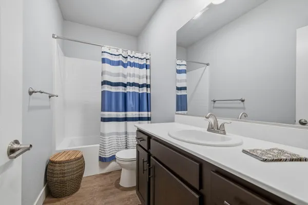 $445,000 | 20306 Mulholland Ridge Drive, Anderson, CA 96007