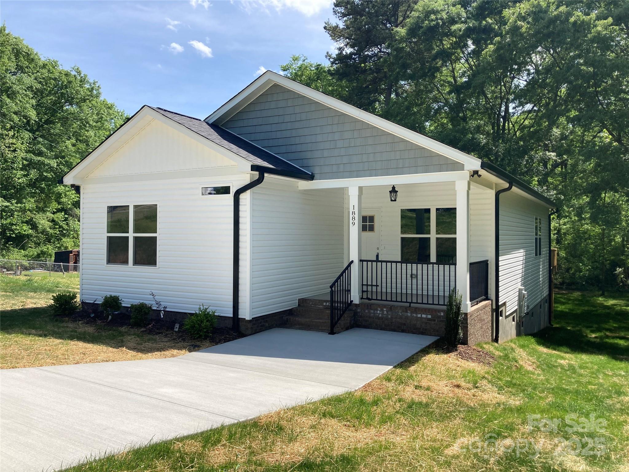 1889 Oak Hollow Road Gastonia, NC 28054 - Photo 3 of 21