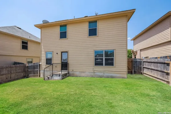 $1,950 | 1422 Durango Run, San Antonio, TX 78245