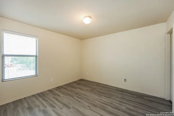 $1,950 | 1422 Durango Run, San Antonio, TX 78245