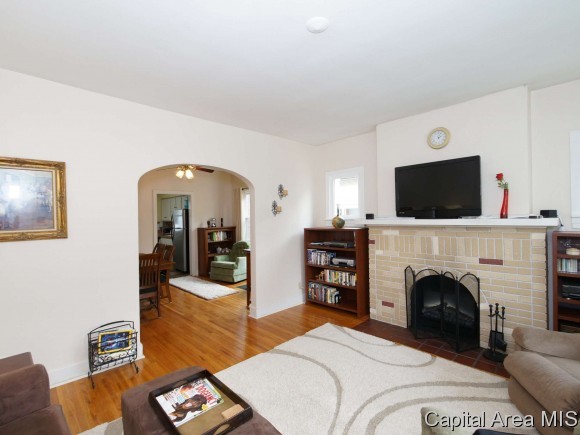 2333 South 5th Street Springfield, IL 62703 - Photo 4 of 24
