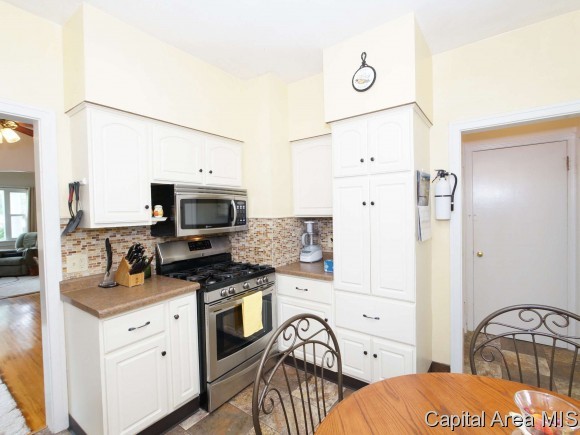2333 South 5th Street Springfield, IL 62703 - Photo 7 of 24