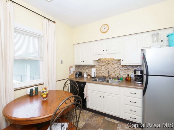2333 South 5th Street Springfield, IL 62703 - Photo 8 of 24