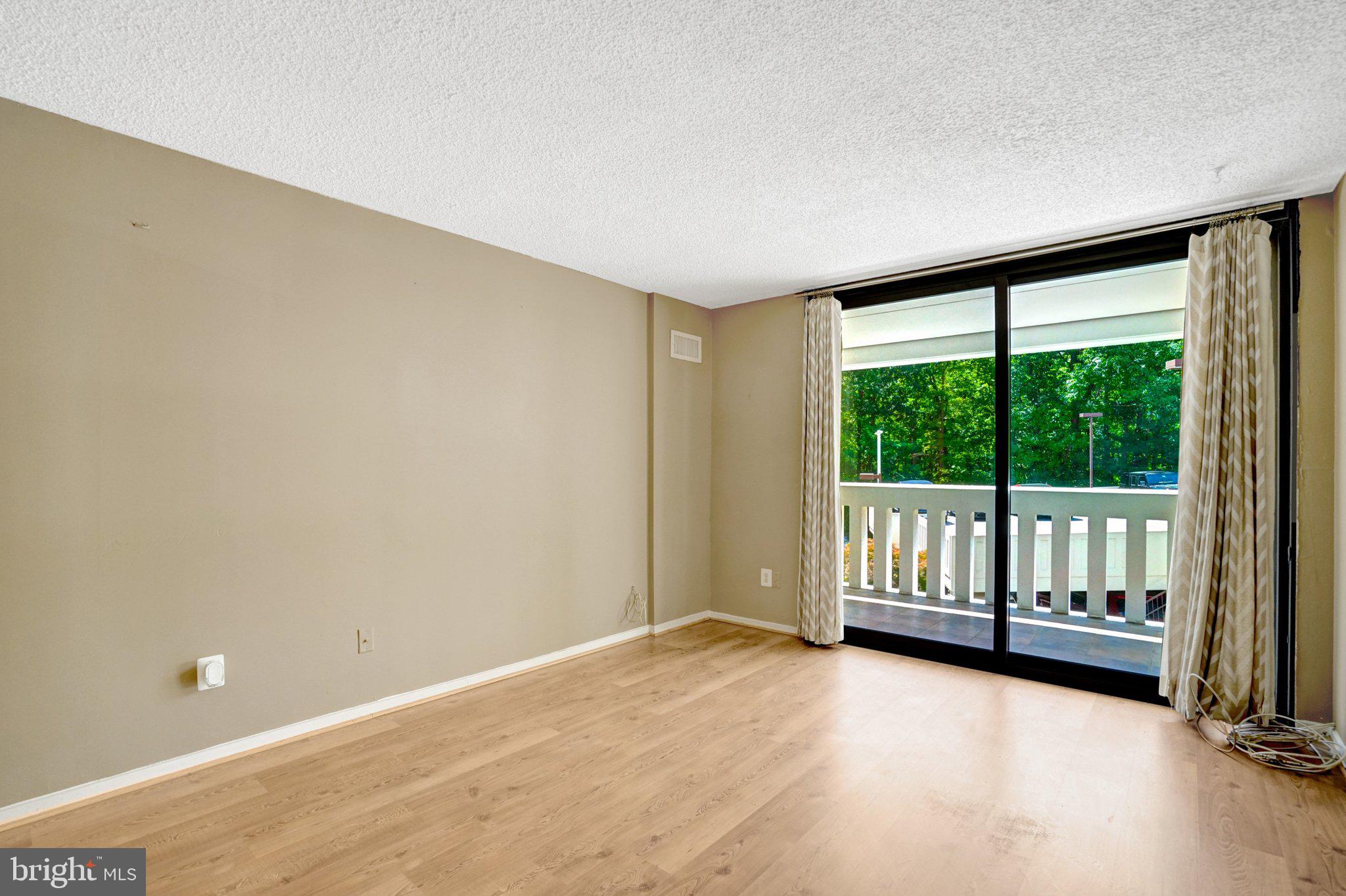 6101 Edsall Road, Unit 302 Alexandria, VA 22304 - Photo 26 of 54