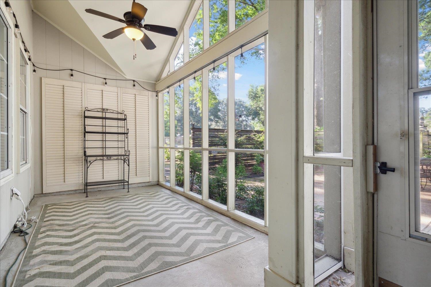 964 Ivy Road Memphis, TN 38117 - Photo 22 of 33 a view of an empty room with a window