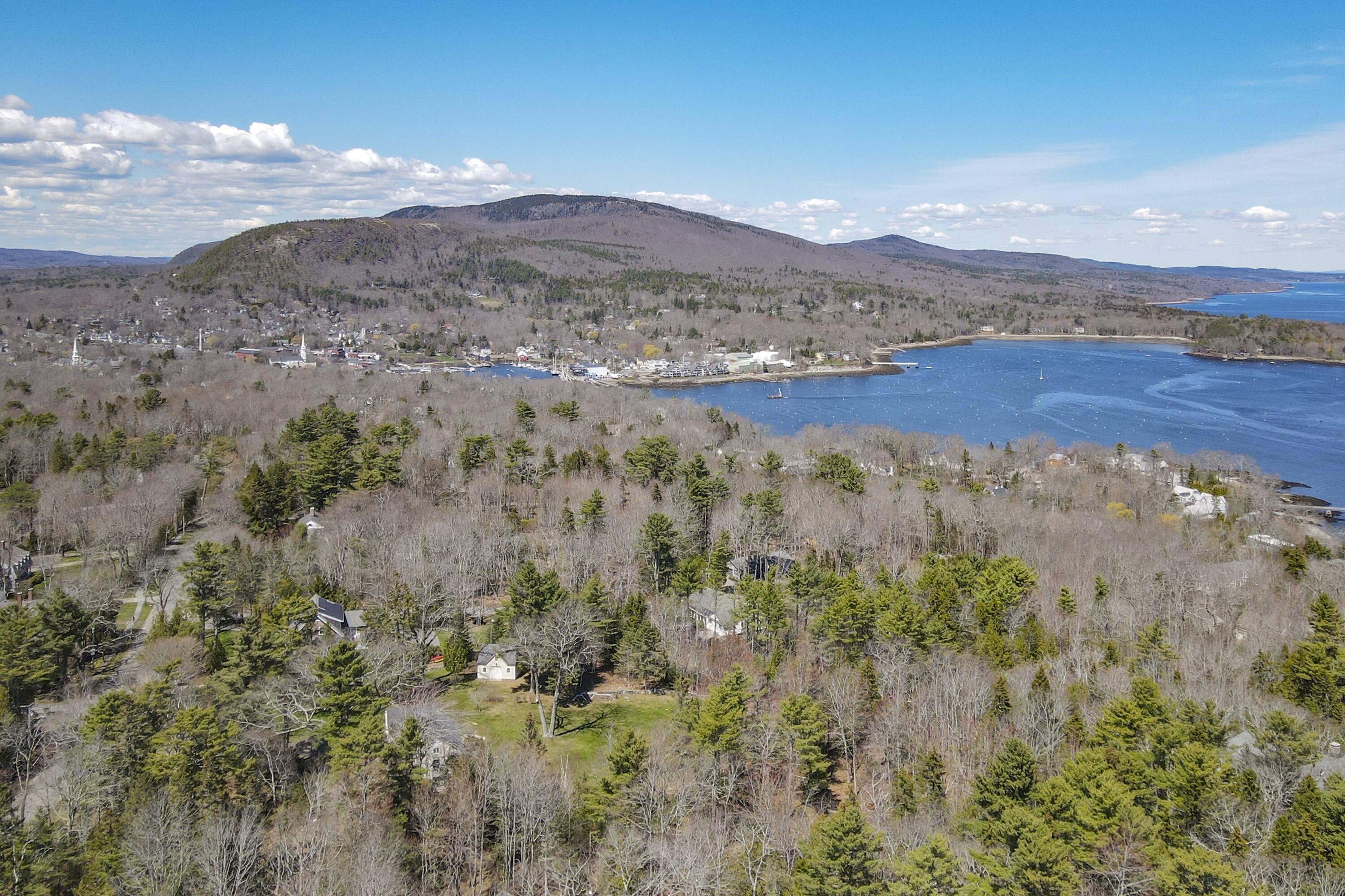 154 Chestnut Street Camden, ME 04843 - Photo 11 of 48 57-154ChestnutSt-Camden-KS