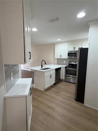 $2,400 | 3763 Collingwood Lane, Oviedo, FL 32765