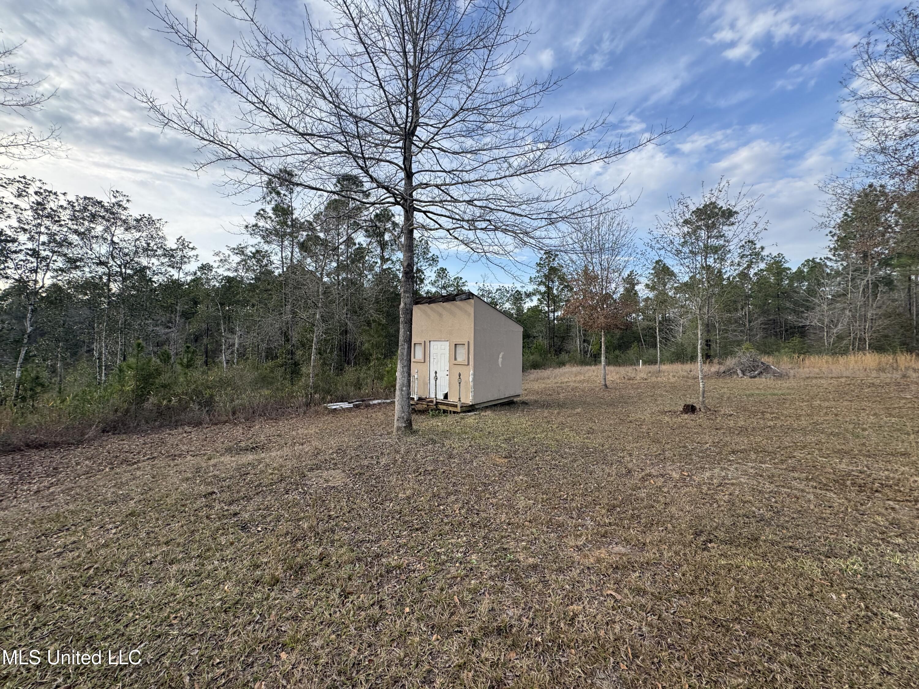 20261 Fox Ridge Drive Saucier, MS 39574 - Photo 2 of 24 IMG_1466