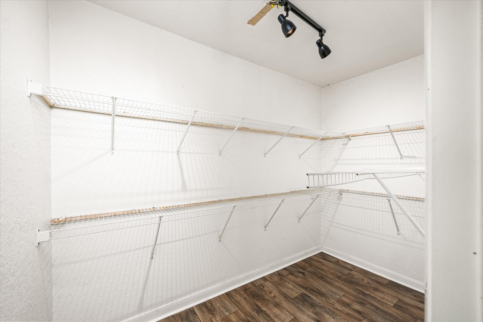 191 Gard Road Smithville, TN 37166 - Photo 18 of 37 Large walk in closet