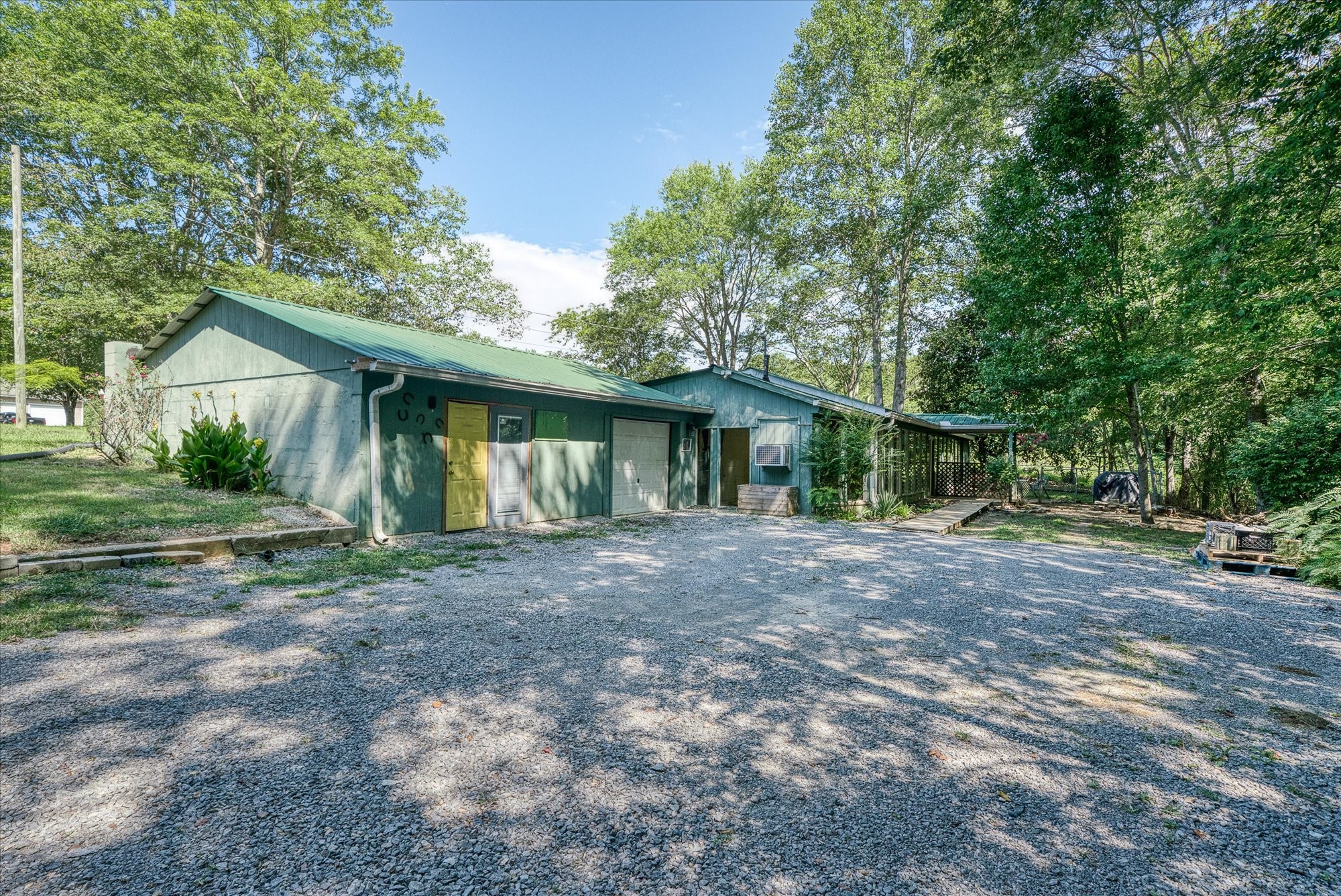 191 Gard Road Smithville, TN 37166 - Photo 3 of 37 Gallery Image 3
