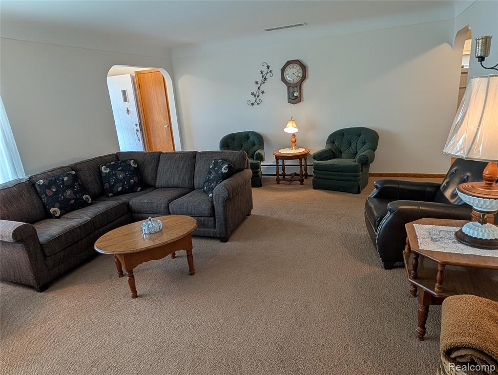 411 Cleveland Street Bad Axe, MI 48413 - Photo 14 of 56