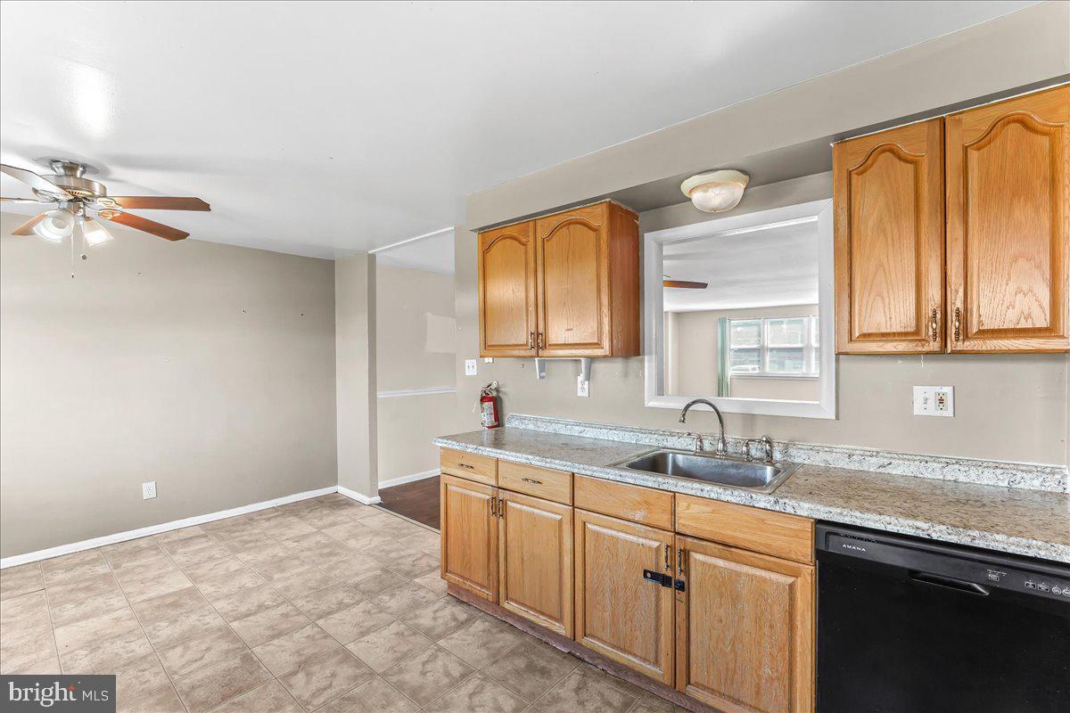 10210 West Keswick Road Philadelphia, PA 19114 - Photo 11 of 32 Gallery Image 11
