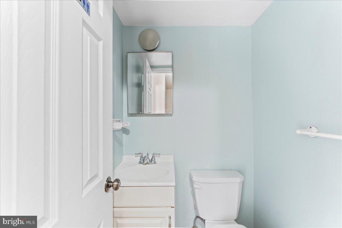 10210 West Keswick Road Philadelphia, PA 19114 - Photo 13 of 32 Gallery Image 13