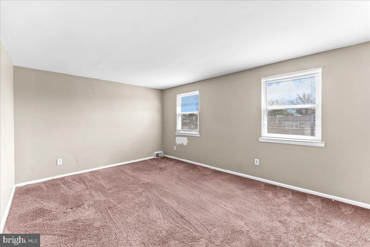 10210 West Keswick Road Philadelphia, PA 19114 - Photo 15 of 32 Gallery Image 15