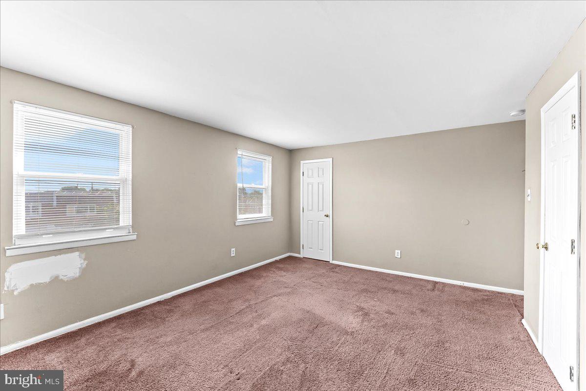 10210 West Keswick Road Philadelphia, PA 19114 - Photo 16 of 32 Gallery Image 16