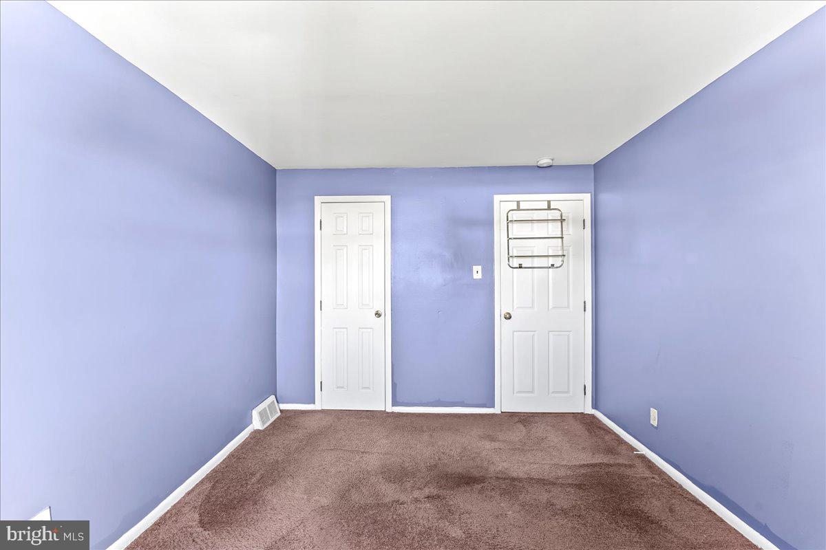 10210 West Keswick Road Philadelphia, PA 19114 - Photo 17 of 32 Gallery Image 17