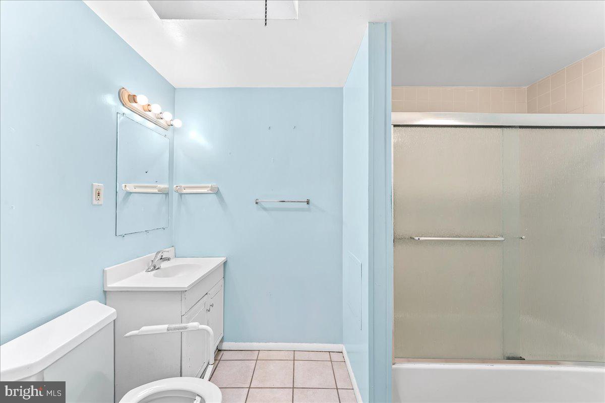 10210 West Keswick Road Philadelphia, PA 19114 - Photo 21 of 32 Gallery Image 21