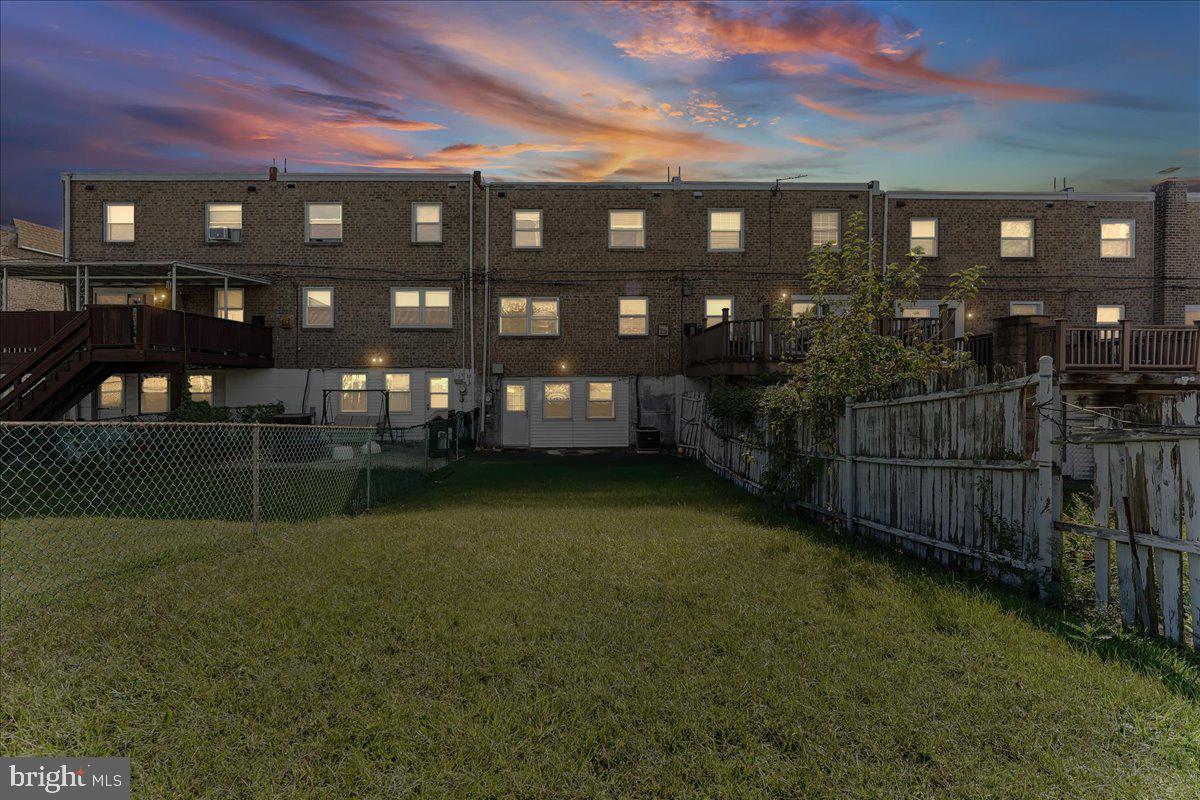 10210 West Keswick Road Philadelphia, PA 19114 - Photo 29 of 32 Gallery Image 29