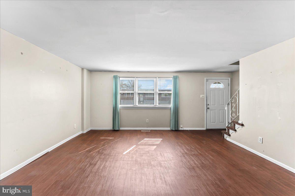 10210 West Keswick Road Philadelphia, PA 19114 - Photo 5 of 32 Gallery Image 5