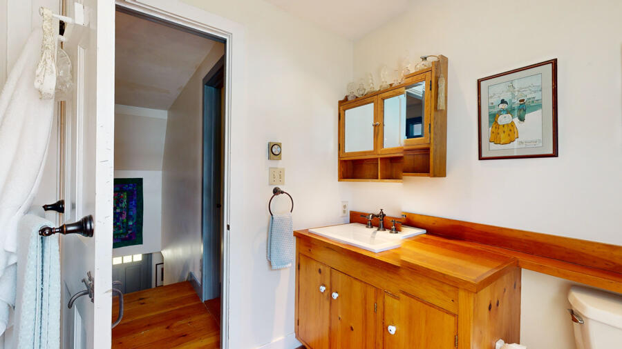 654 Pleasant Point Road Cushing, ME 04563 - Photo 42 of 81 2nd Floor Full Bathroom