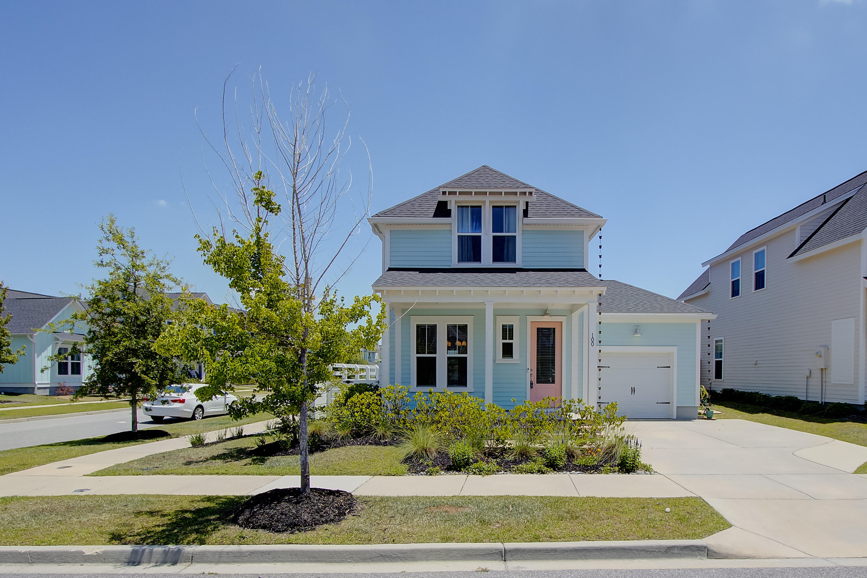 100 True Blue Loop Summerville, SC 29486 - Photo 2 of 32 05192026-069